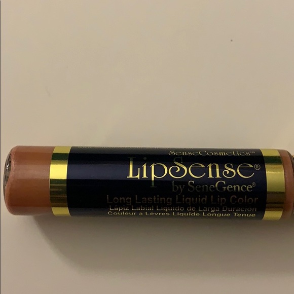 Bombshell Lipsense by Senegence - Picture 3 of 4